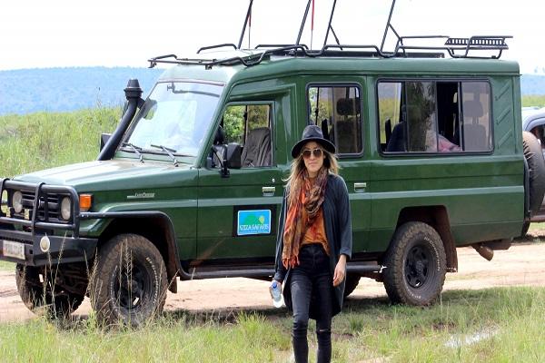 WHY OPT FOR CRYSTAL CAR HIRE Chauffeur Driven Cars Rwanda: Professional Kigali DriversReviews, Crystal Car Hire