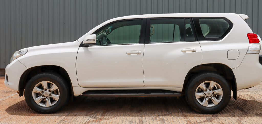 Child Seat Hire Rwanda, Self Drive Car Hire Rwanda, Kigali 4WD Car Rental: Rwanda Car rental for Jungle Trekking Kigali Self Drive 4x4 Car hired in Rwanda Luxury 4x4 Rwanda Rwanda Rental Car Hacks - How Tourists Save 40% on Car rental Car Rental in Rwanda for Safari, Kigali City and Long Trips How to Rent a Luxury Car in Rwanda Without a Local License Car Hire Rwanda – Best Vehicles for City & Safari Trips Compare Car Rental Rwanda | Prices for SUVs, 4x4 & Sedans