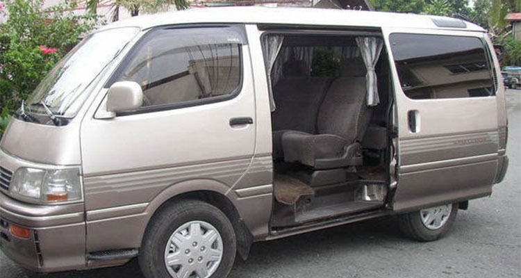 You are currently viewing Safari Custom Van for Hire in Rwanda: Built for the Ultimate Game Viewing Experience